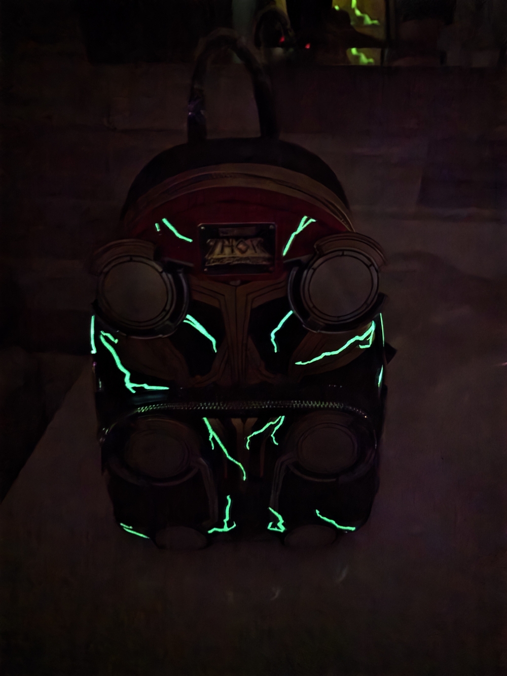 Loungefly, Thor: Love and Thunder Red & Gold Men’s Backpack. NWT. Glow In The Da - Picture 7 of 8